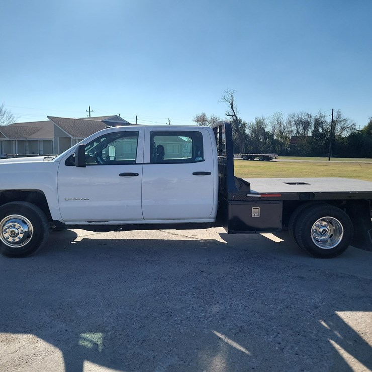 2018 CHEVROLET 3500