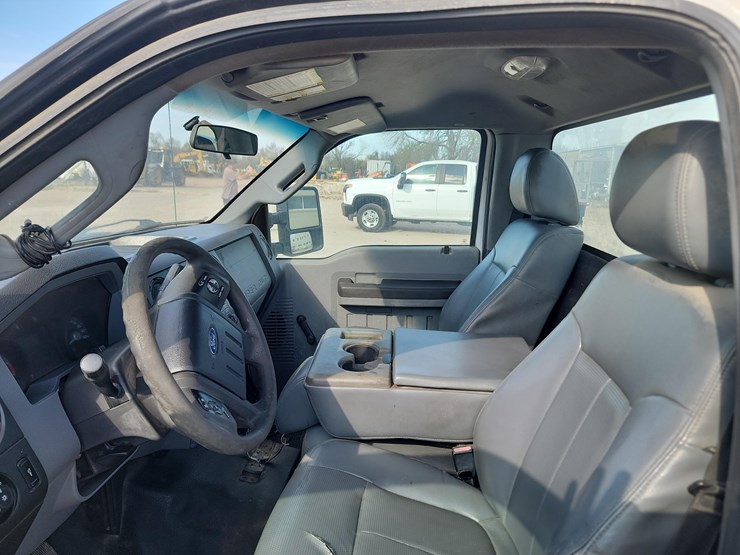 2016-ford-f350-image-9