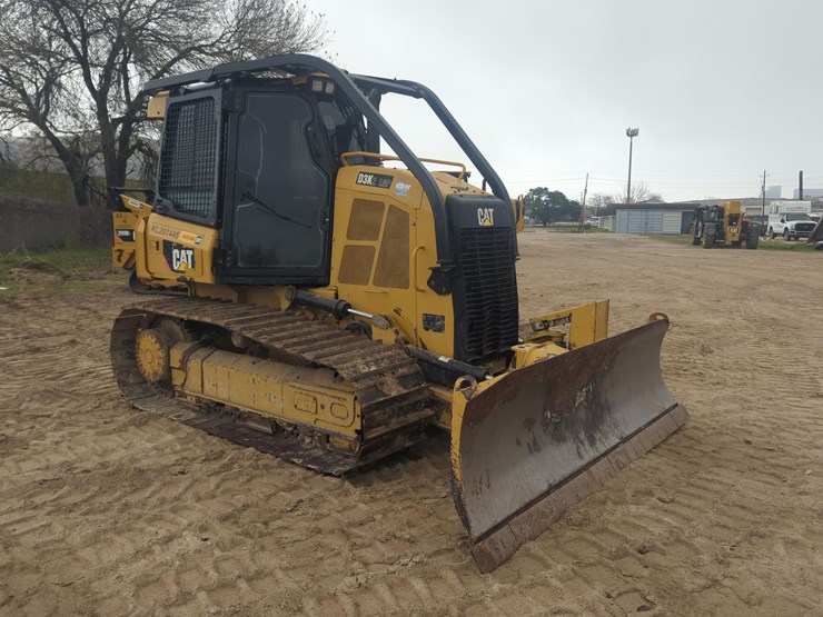 2019-caterpillar-d3k2-lgp-image-3