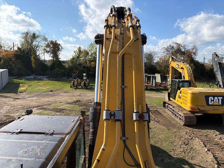 caterpillar-349el-image-23