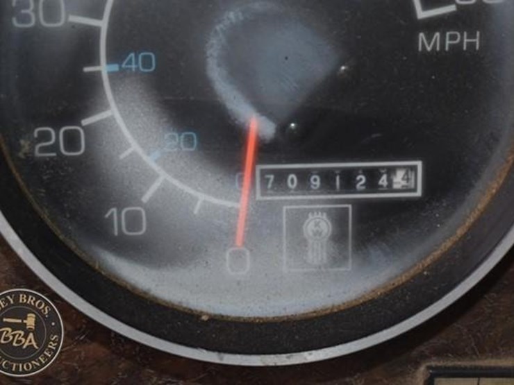 1982-kenworth-w900-image-27