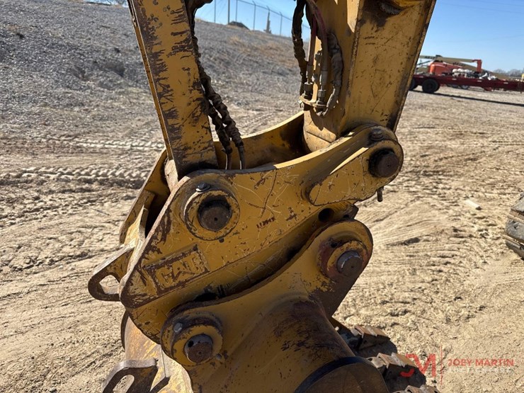 2019-caterpillar-315fl-image-12