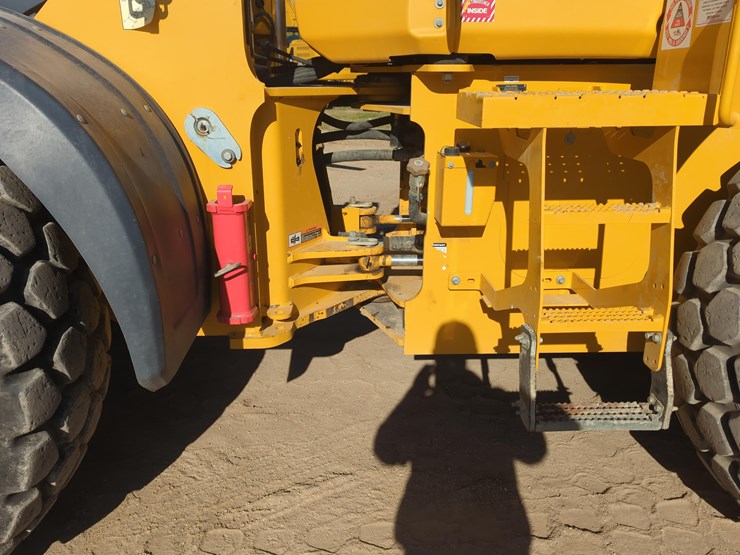 2023-deere-644p-image-8