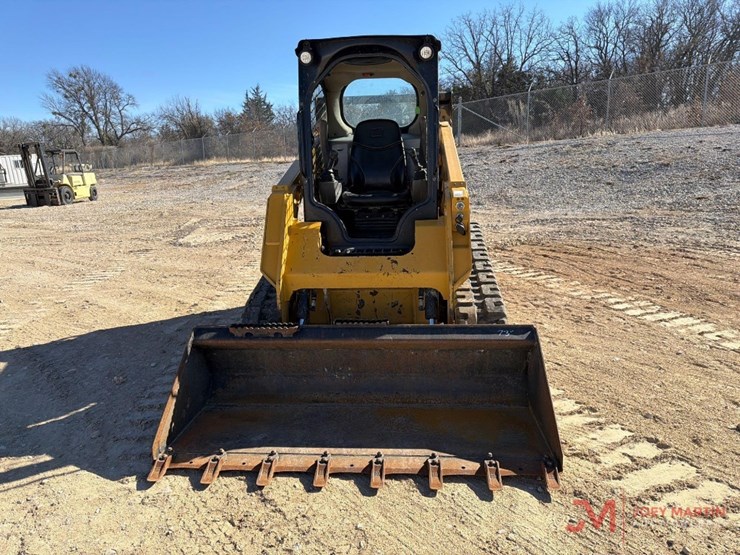 2021-caterpillar-259d3-image-8