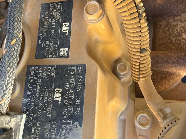 2021-caterpillar-259d3-image-13