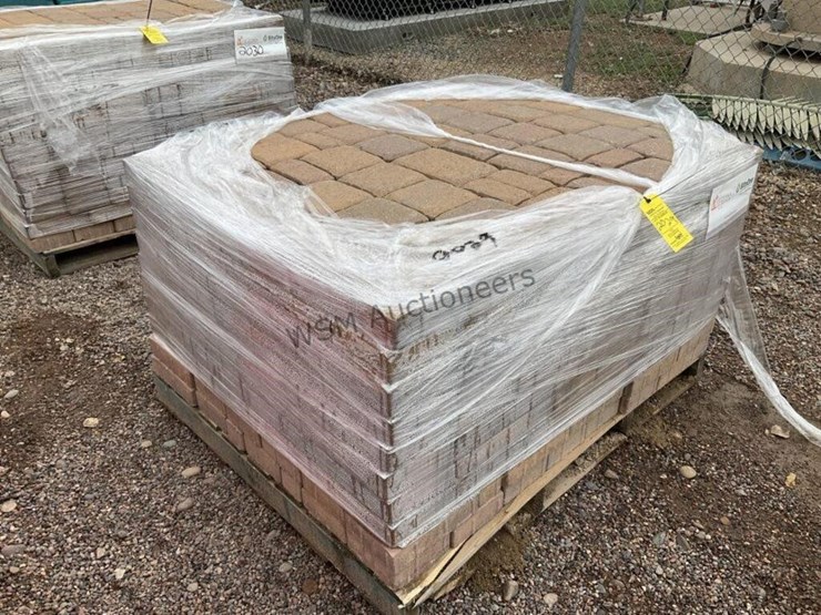 pallet-of-stone-pavers-image-4
