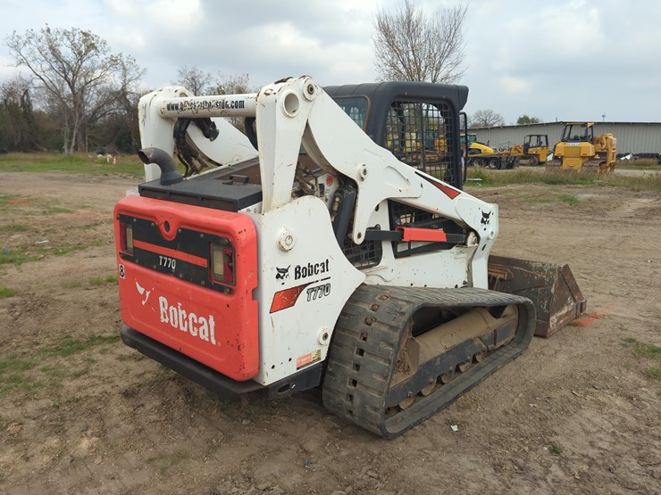 2021-bobcat-t770-image-4