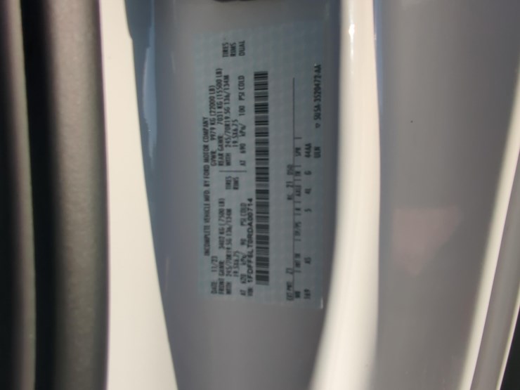 new-unused-ford-f600xl-service-truck vn:a00714-4x4,-h7024tt-image-14