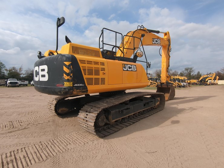 2020-jcb-js300-lc-image-4