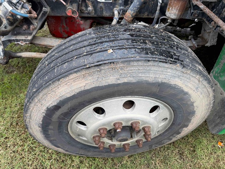 2014-peterbilt-386-image-19