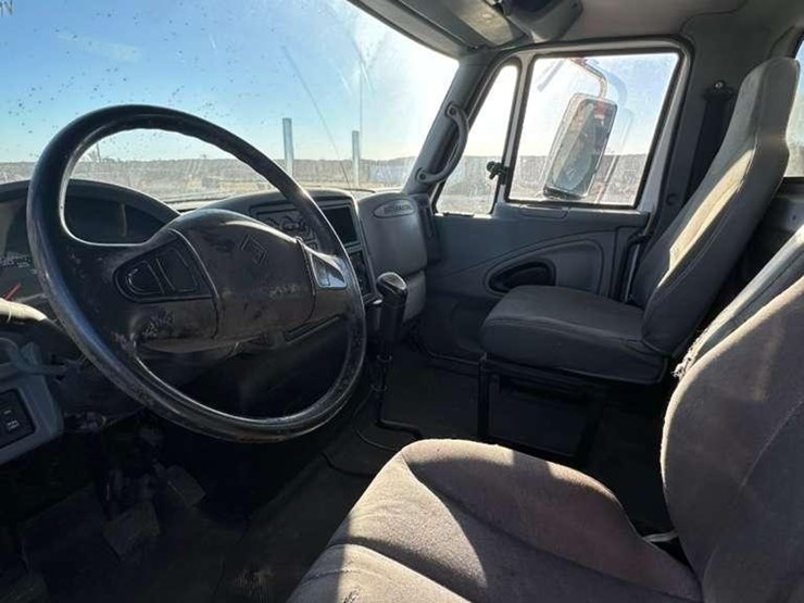 international-9-image-6