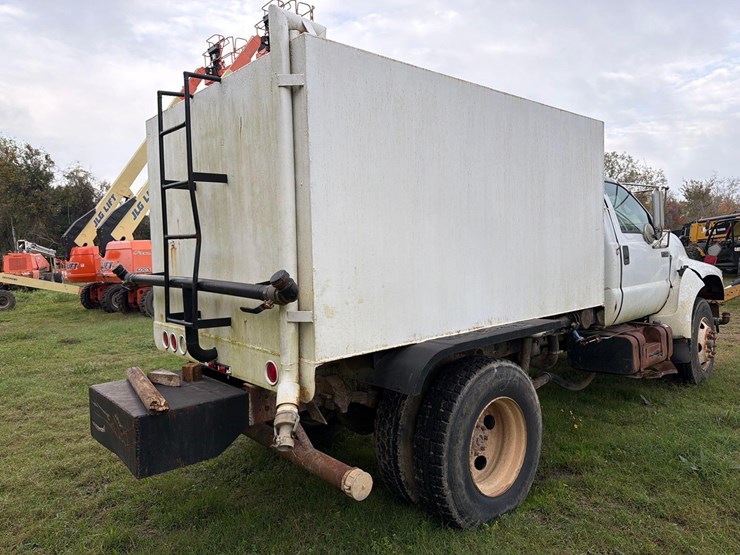 2000-ford-2000-image-4