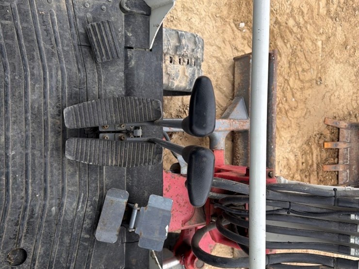 takeuchi-tb230-image-21