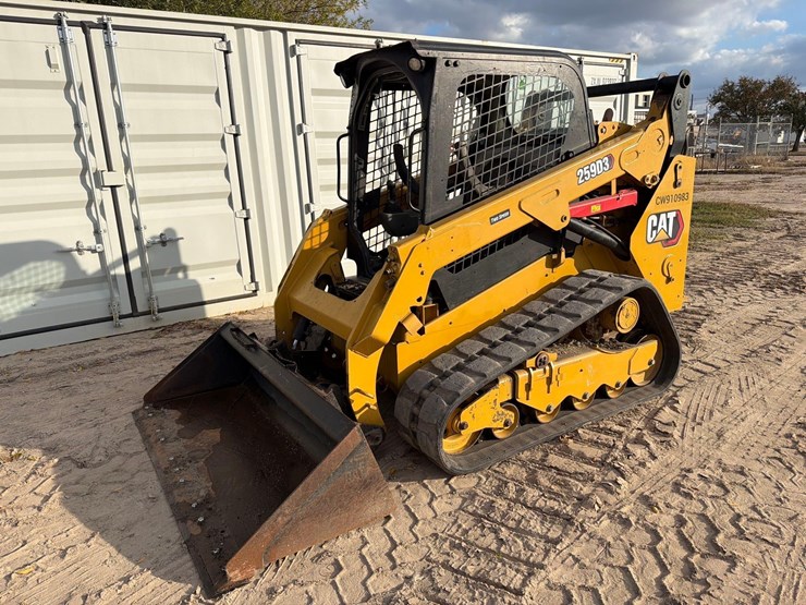 2021-caterpillar-259d3-image-2