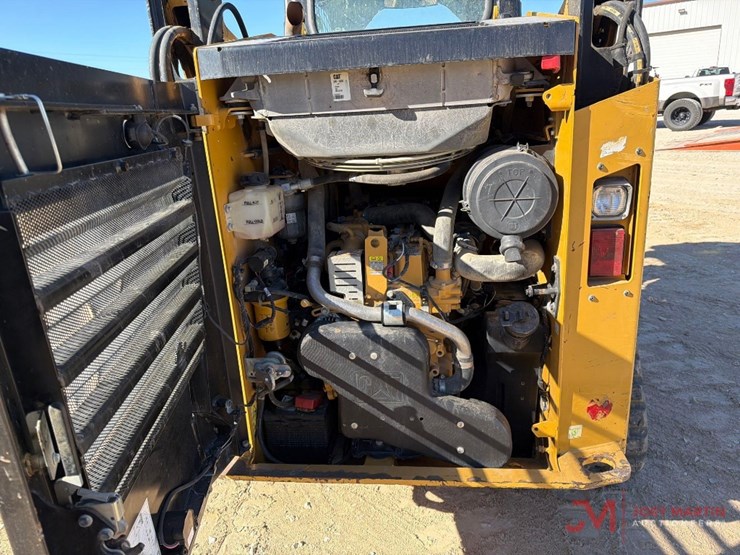 2021-caterpillar-259d3-image-12