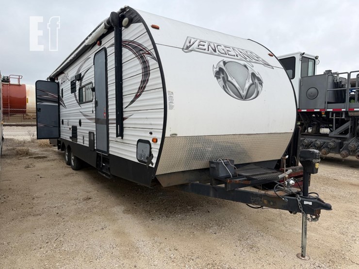 2015-2015-vengeance-bumper-pull-camper-20891-image-1