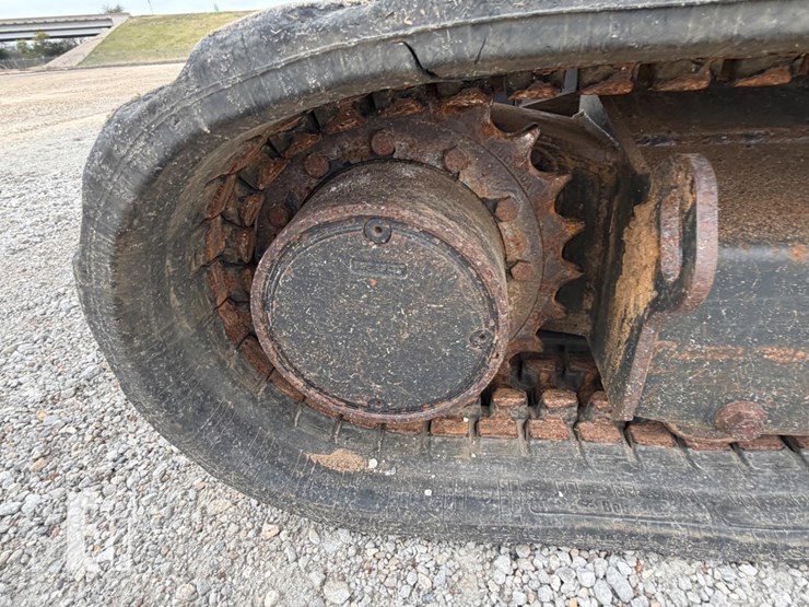 2020-bobcat-e42-image-11