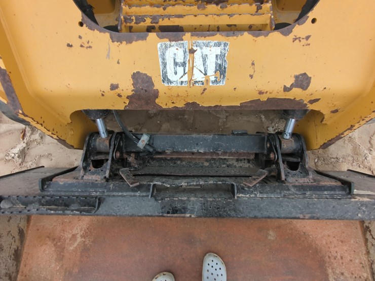 2018-caterpillar-299d2-image-8