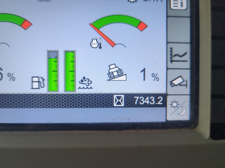 2019-caterpillar-d3k2-lgp-image-19