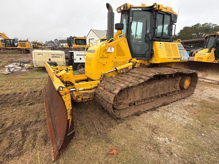 2021-komatsu-d61pxi-24-image-2