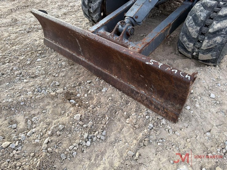 2020-takeuchi-tb230-image-9