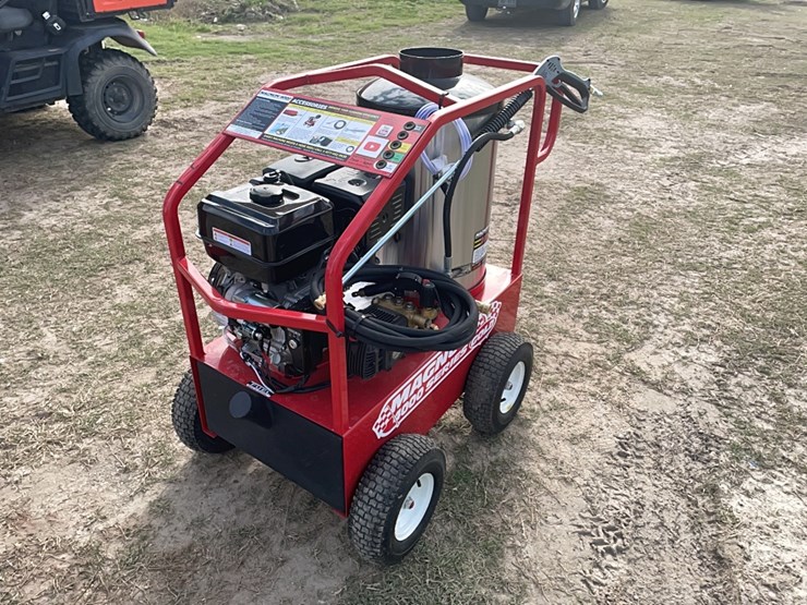 new-easy-kleen-magnum-gold-pressure-washer-image-1