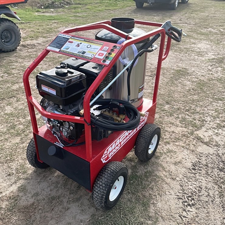 NEW EASY KLEEN MAGNUM GOLD PRESSURE WASHER