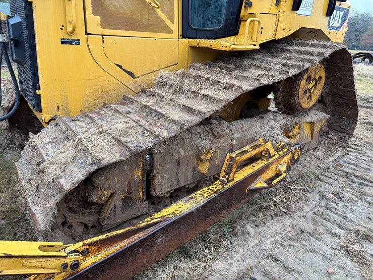 2016-caterpillar-d6t-lgp-image-8