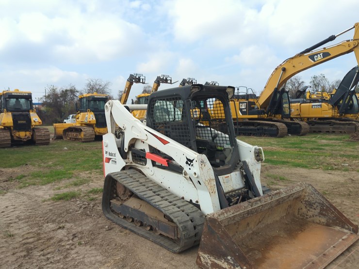 2021-bobcat-t770-image-3
