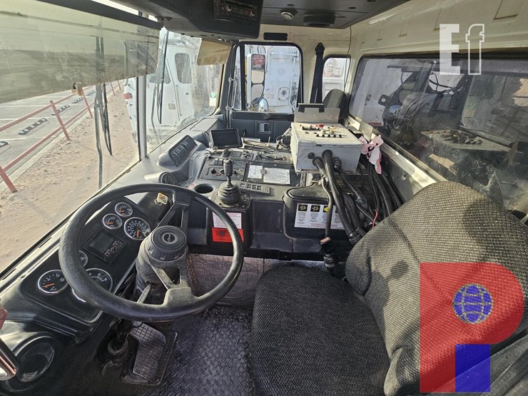 2018-autocar-xpeditor-image-14