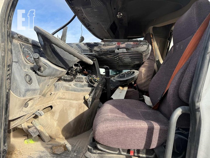 2017-freightliner-cascadia-125-image-5