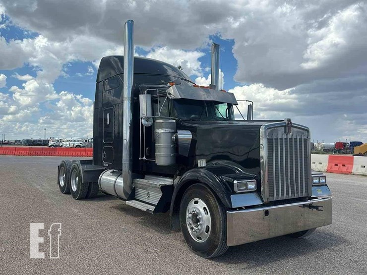2006-kenworth-w900-image-3