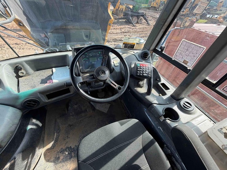 2015-bell-b35d-image-16