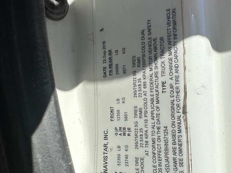 2017-international-prostar-image-9