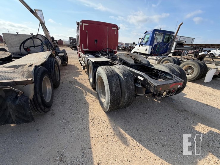 2015-western-star-4900ex-image-7