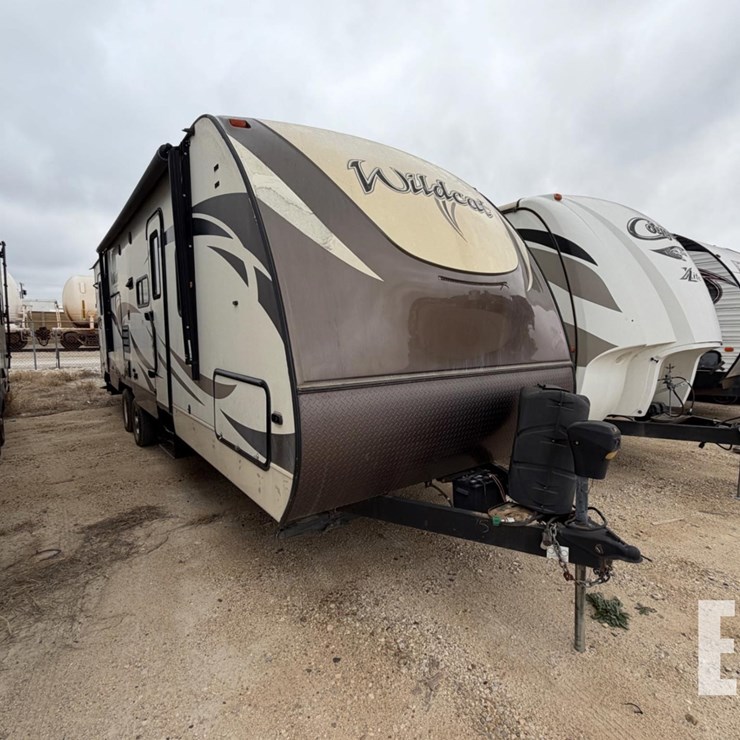 2018 FOREST RIVER WILDCAT 282KBD