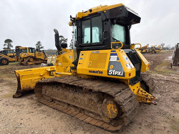 2022-komatsu-d51pxi-24-image-5