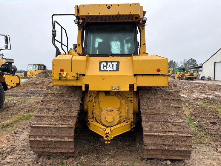 2016-caterpillar-d6t-lgp-image-6
