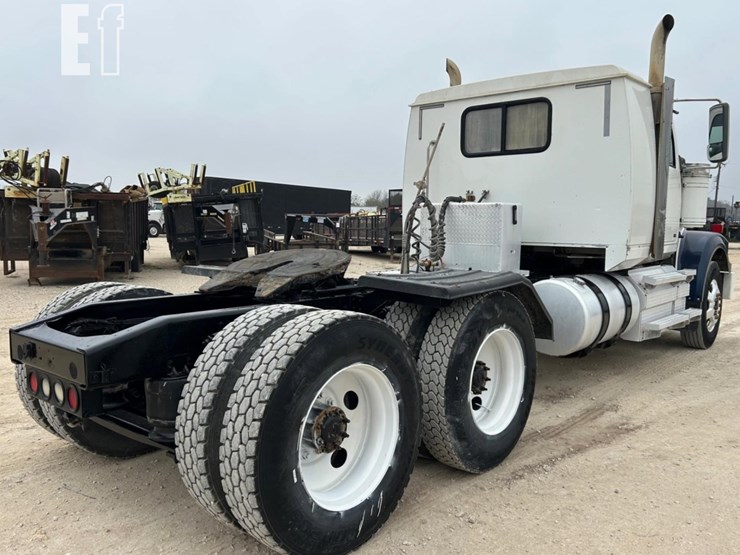 2014-western-star-4900-image-3