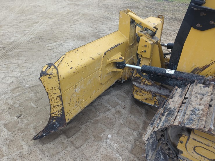 2019-caterpillar-d3k2-lgp-image-7