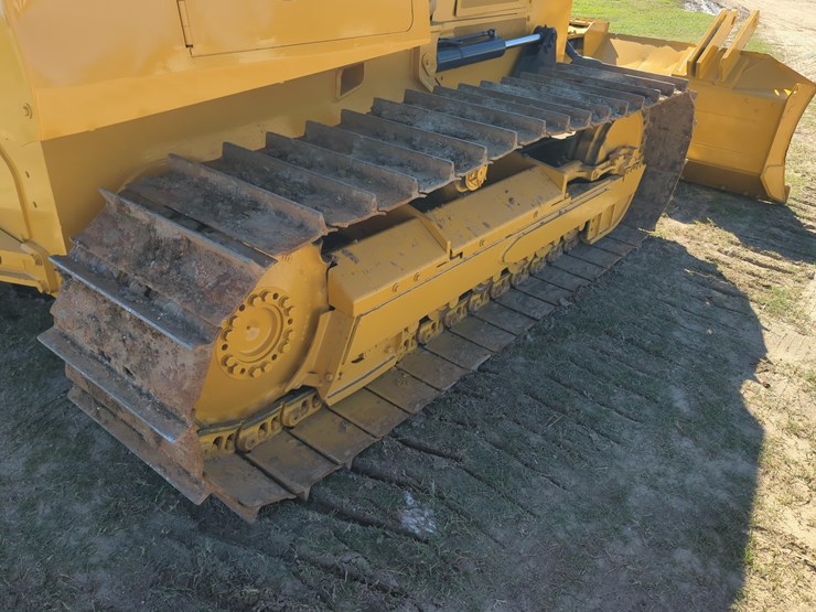 2020-deere-650k-lgp-image-11