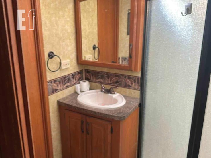 2011-forest-river-sierra-356rl-image-5