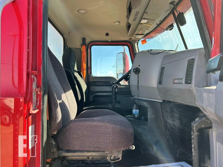 2020-mack-pinnacle-64t-image-9