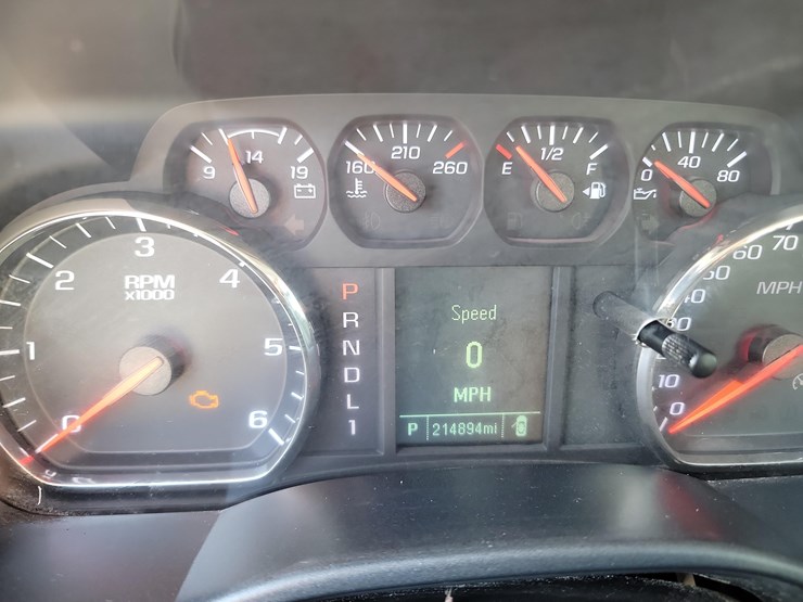 2019-chevrolet-3500-image-14