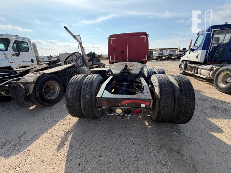 2015-western-star-4900ex-image-6