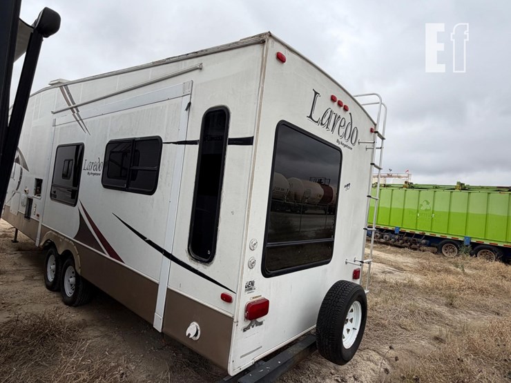 2007-2007-laredo-5th-wheel-20895-image-4