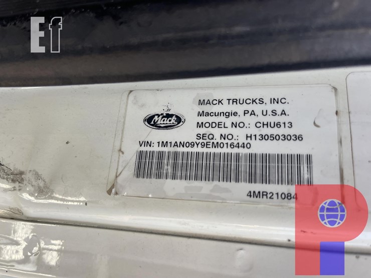 2014-mack-pinnacle-chu613-image-17