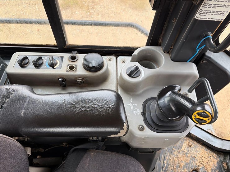 2022-komatsu-d51pxi-24-image-18