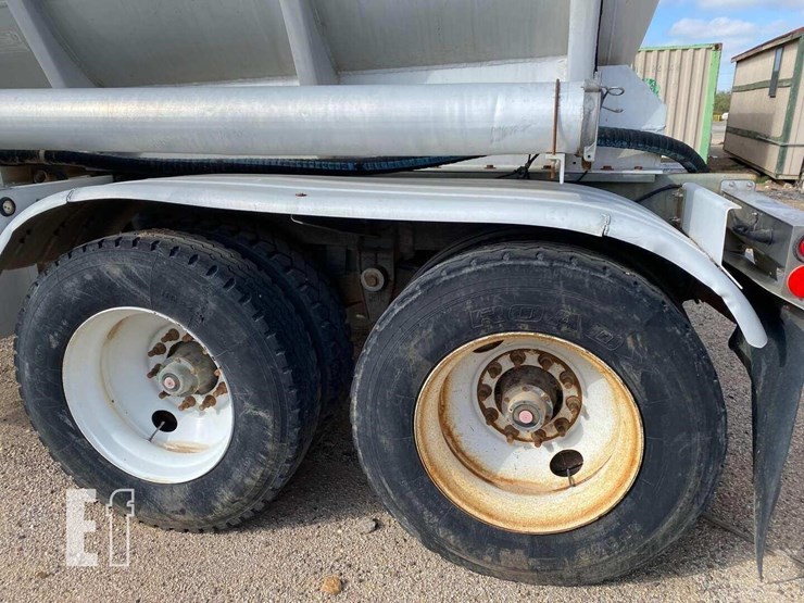 2002-polar-tank-image-5