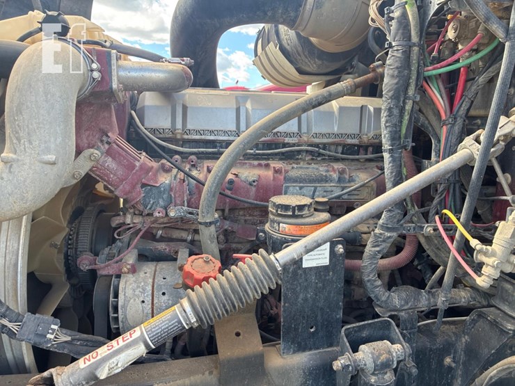 2016-mack-pinnacle-cxu613-image-7